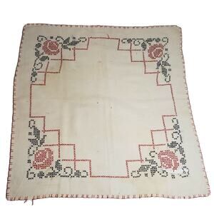 VINTAGE 1960'S HANKIE CROSS STITCH ROSE FLOWERS RED POCKET SCARF ESTATE SALE